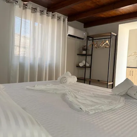 Rasu Apartamento Sarandë